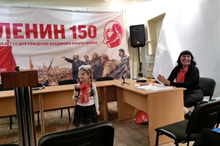 За нами Москва! За нами Россия!