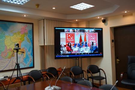 Казбек Тайсаев и Георгий Камнев приняли участие в международной видеоконференции рабочих и коммунистических партий
