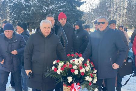 Делегация КПРФ во главе с К.К. Тайсаевым с рабочим визитом прибыла на Донбасс