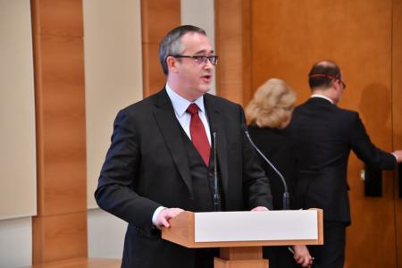 КПРФ в Госдуме провела круглый стол о законодательном обеспечении противодействия распространению новой коронавирусной инфекции