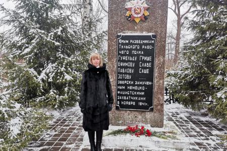 Город-герой Тула. Секретари обкома партии Алексей Лебедев и Татьяна Косарева почтили память юных партизан-разведчиков