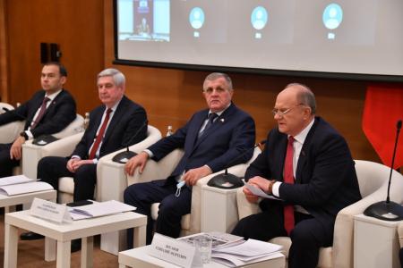 КПРФ в Госдуме провела круглый стол о законодательном обеспечении противодействия распространению новой коронавирусной инфекции