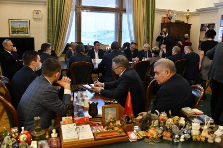 Состоялось заседание фракции КПРФ в Госдуме с участием министра сельского хозяйства Д.Н. Патрушева