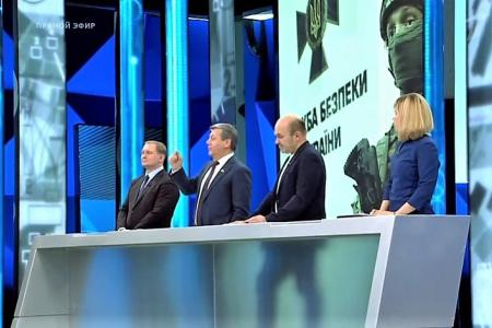 Дмитрий Новиков на Первом канале: «Дискриминация пророссийского населения и запрет Компартии Украины – это не демократия»