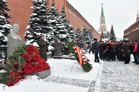 «Имя Сталина - это путеводная звезда!»