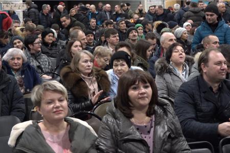 КПРФ не допустит уничтожения совхоза имени Ленина!