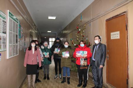 Рязань. Депутаты-коммунисты помогли создать детям новогоднее настроение