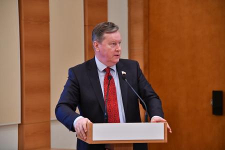 КПРФ в Госдуме провела круглый стол о законодательном обеспечении противодействия распространению новой коронавирусной инфекции