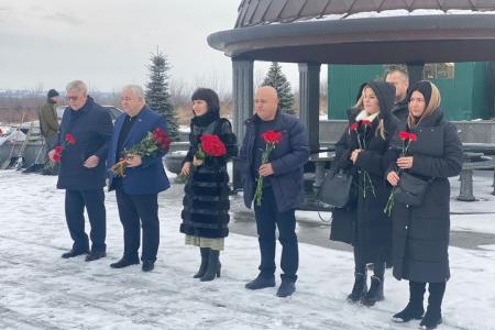 Рабочая поездка на Донбасс в преддверии нового года делегации КПРФ во главе с К.К. Тайсаевым
