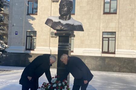 Делегация КПРФ во главе с К.К. Тайсаевым с рабочим визитом прибыла на Донбасс