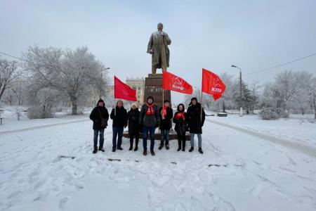 Сталинградские коммунисты почтили память В.И. Ленина