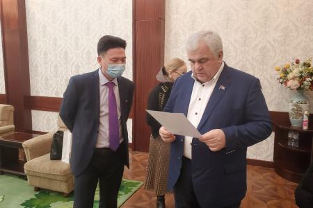 Казбек Тайсаев провёл встречу с Послом КНДР Син Хон Чхолем