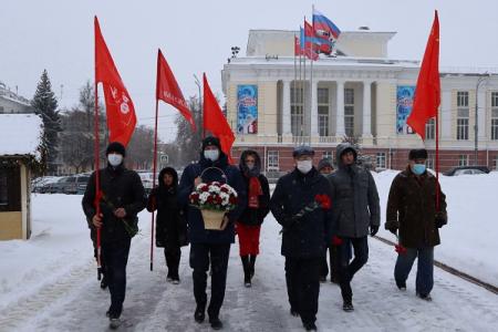 В Орловской области прошли акции, посвященные памяти Владимира Ильича Ленина