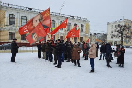 Тамбовская область. Низкий поклон учителю и вождю!
