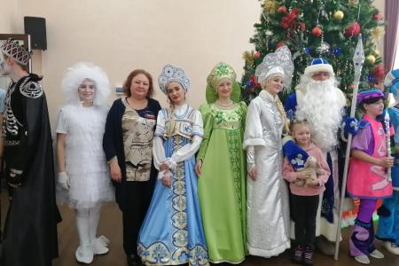 Подмосковные коммунисты: В период новогодних праздников все подарки от КПРФ доставлены по адресам