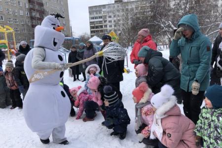 Нижегородская область. Новогодние подарки от местных коммунистов и активисток женского движения