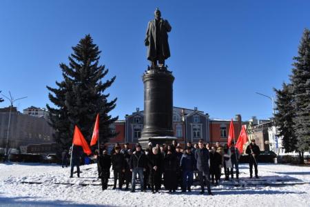 Коммунисты Северной Осетии почтили память вождя мирового пролетариата В.И. Ленина