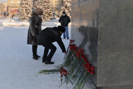 Коммунисты Новосибирска почтили память Владимира Ильича Ленина