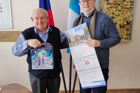 Новогодние каникулы белгородских и воронежских детей скрасила забота депутатов-коммунистов