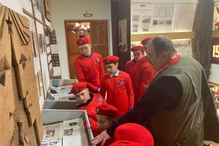 Коммунисты Ленинградской области отметили 79-ю годовщину прорыва блокады Ленинграда