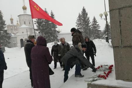 Рязанские коммунисты почтили память В.И. Ленина