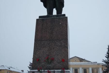 Ленинградская область. Вашим, товарищ, сердцем и именем…