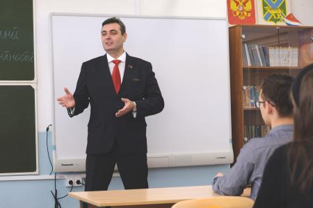 Предотвратить расправу над коммунистом Артемом Самсоновым!