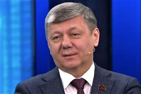Дмитрий Новиков на Первом канале: «Поставил под сомнение целостность России – вон из страны!»