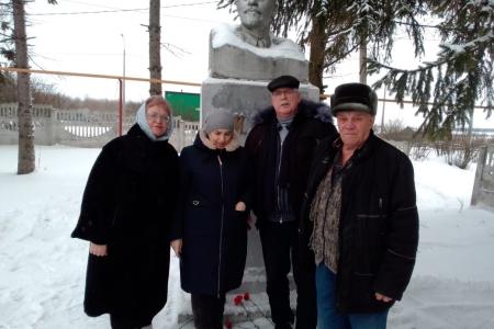 В Орловской области прошли акции, посвященные памяти Владимира Ильича Ленина