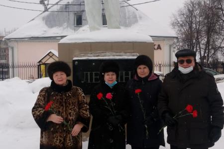"Дело Ленина будет жить в веках!". Подмосковные коммунисты почтили память Великого Ленина