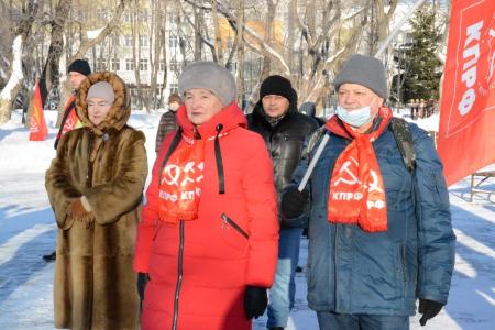 23 января Тюменский обком КПРФ провел митинг «Нет росту цен и тарифов, за достойную жизнь без принуждения»