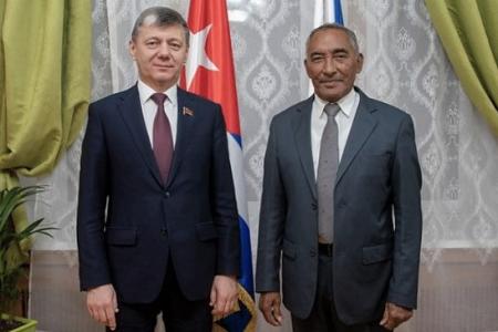 Первый космонавт Кубы Арнальдо Тамайо Мендес встречает своё 80-летие