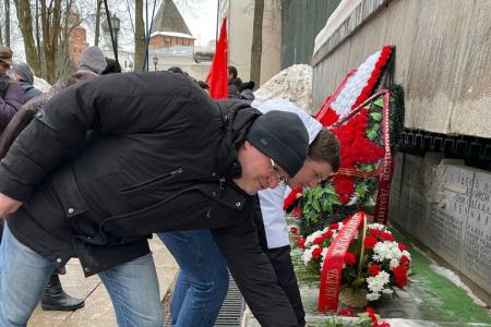 Новгородские коммунисты отметили 78-ю годовщину освобождения Великого Новгорода от немецко-фашистских захватчиков