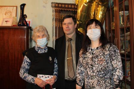 Рязанские депутаты-коммунисты поздравили с новогодними праздниками активистов ветеранской организации