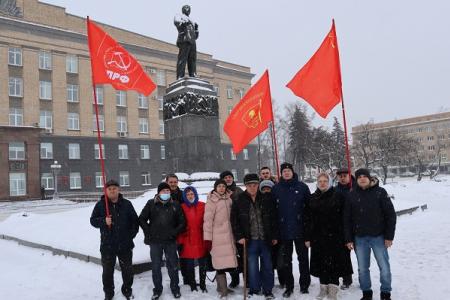 В Орловской области прошли акции, посвященные памяти Владимира Ильича Ленина