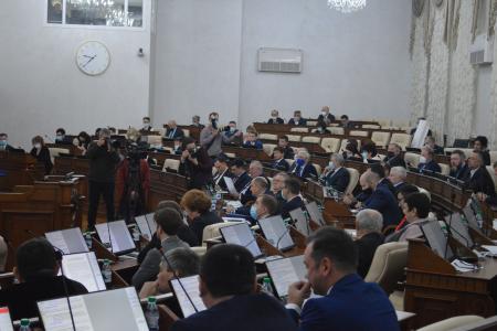 Алтайский край. Депутаты КПРФ в местном законодательном органе отстаивают права трудящихся