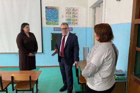 Московская область. Александр Наумов: Развитие детского досуга и центров творчества для молодёжи - одна из главных задач власти на местах