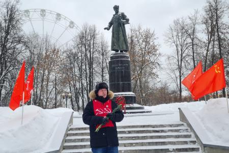 Ивановские коммунисты отметили День рождения М.В. Фрунзе