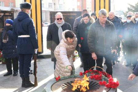 Депутаты-коммунисты почтили память рязанцев, погибших в локальных войнах