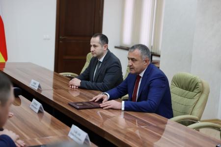Рабочая поездка Казбека Тайсаева в Северную и Южную Осетию