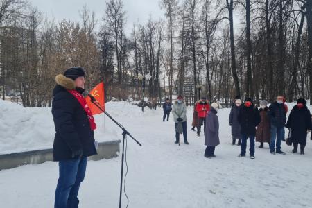 Депутат-коммунист Александр Бойков провел вторую встречу с жителями Иваново