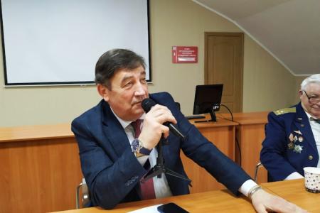 Лидер ставропольских коммунистов Виктор Гончаров: Мир очень хрупкий, война стоит на пороге России