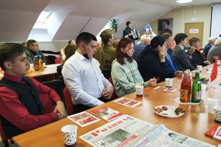 Лидер ставропольских коммунистов Виктор Гончаров: Мир очень хрупкий, война стоит на пороге России