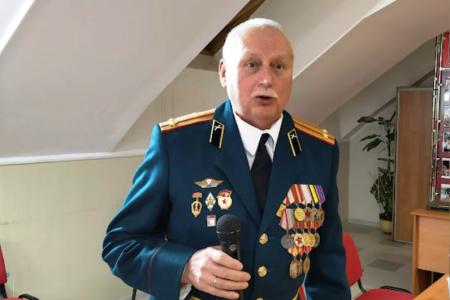 Лидер ставропольских коммунистов Виктор Гончаров: Мир очень хрупкий, война стоит на пороге России
