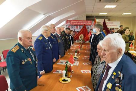 Лидер ставропольских коммунистов Виктор Гончаров: Мир очень хрупкий, война стоит на пороге России
