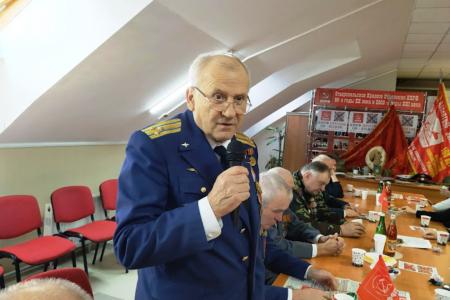 Лидер ставропольских коммунистов Виктор Гончаров: Мир очень хрупкий, война стоит на пороге России