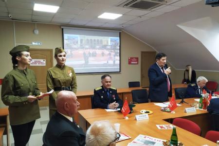 Лидер ставропольских коммунистов Виктор Гончаров: Мир очень хрупкий, война стоит на пороге России