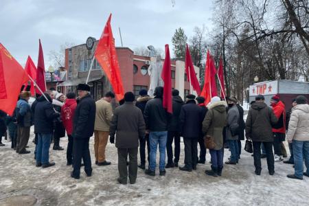 Рязанские коммунисты отметили День Советской армии