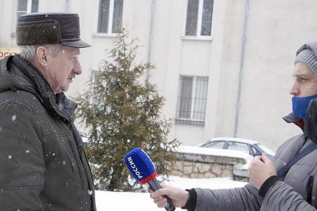 "Мин нет!". Спецслужбы провели "разминирование" помещений КПРФ в Псковской области