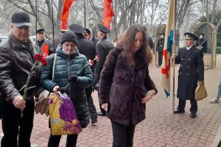 Севастополь. С Днём Советской Армии и Военно-Морского Флота!